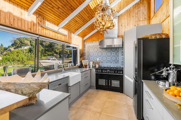 8 Grey Avenue Tairua_6