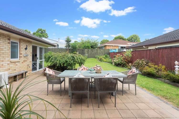 22 Belfry Place Wattle Downs_5