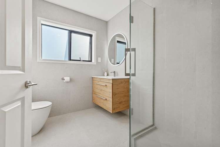 45 Chester Avenue Greenhithe_26