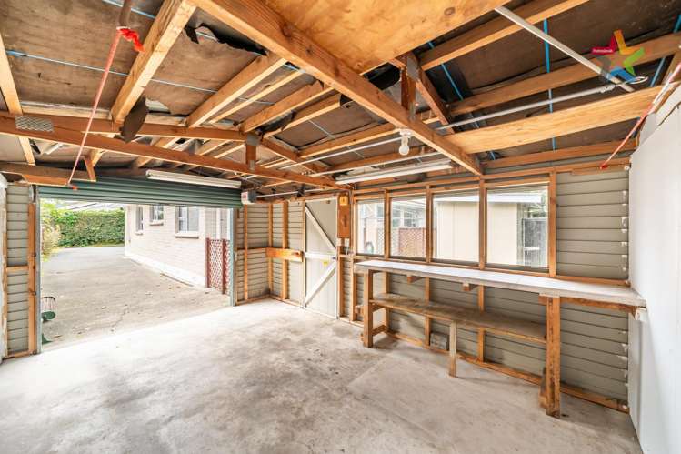 244 Waiwhetu Road Waterloo_21