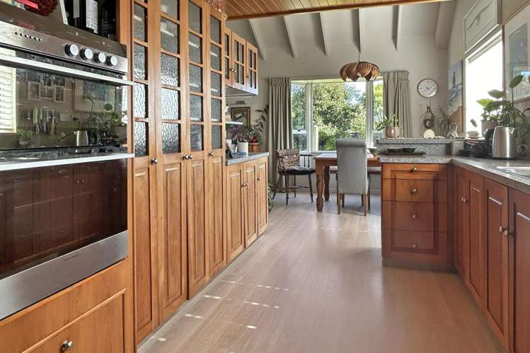 17A Feary Crescent Takaka_5