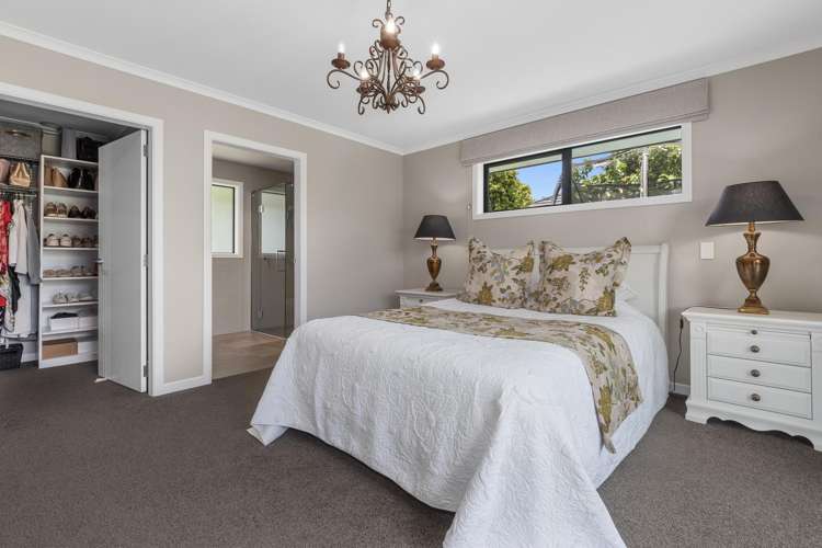 10 Benmore Crescent Pyes Pa_20