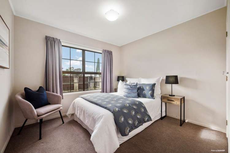 1/29 Akoranga Drive Northcote_10