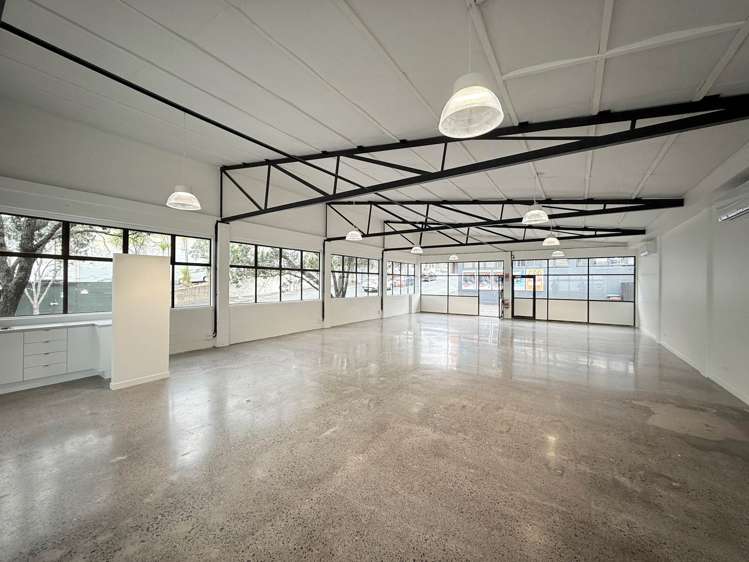 71 Upper Queen Street_0