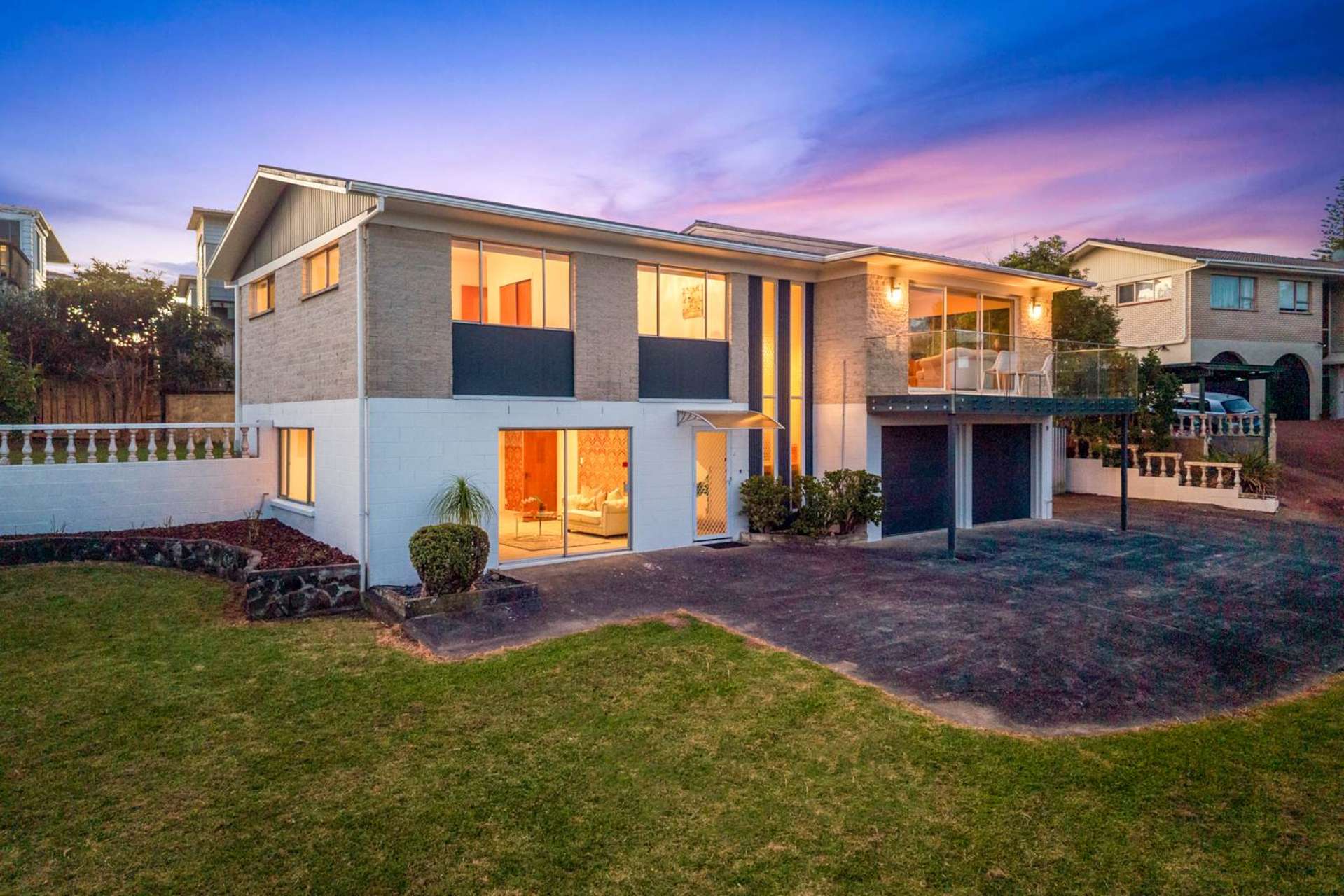 9 Nui Mana Place Te Atatu South_0