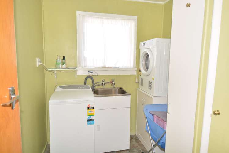 207 Pomona Street Strathern_10