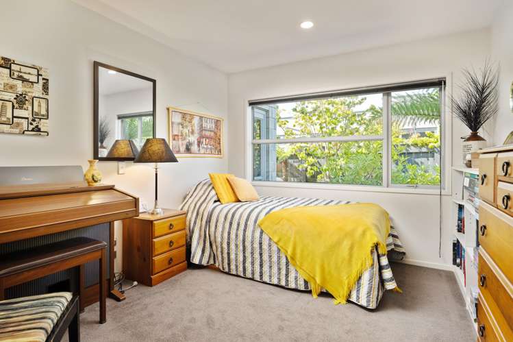 23 Covent Gardens Springlands_10