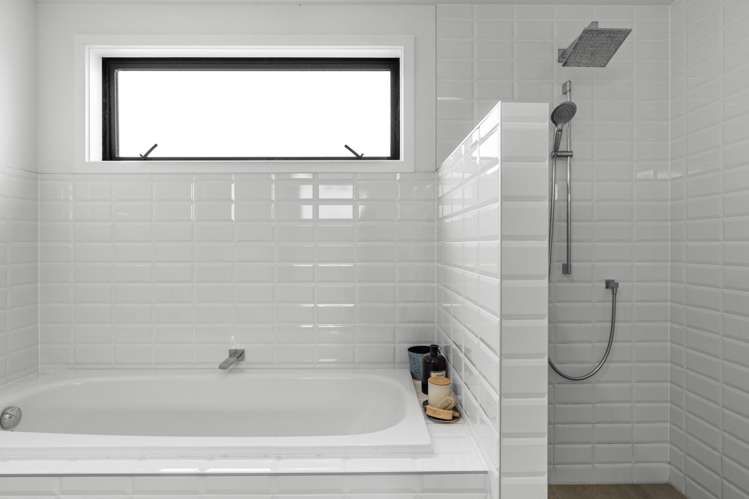 18 Bay View Terrace Tairua_24