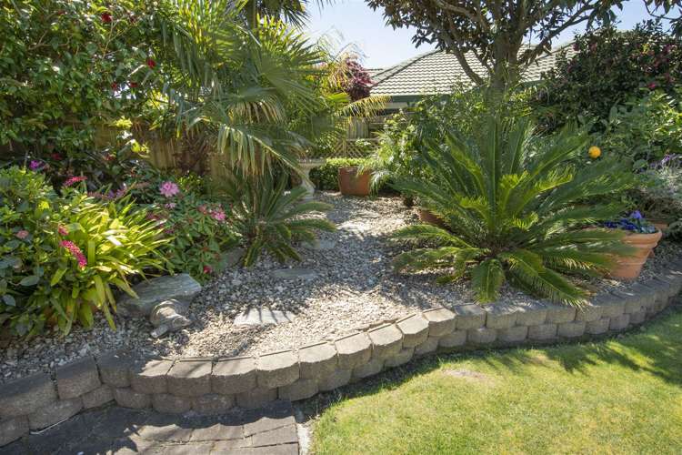 23 Bahamas Key Papamoa_18