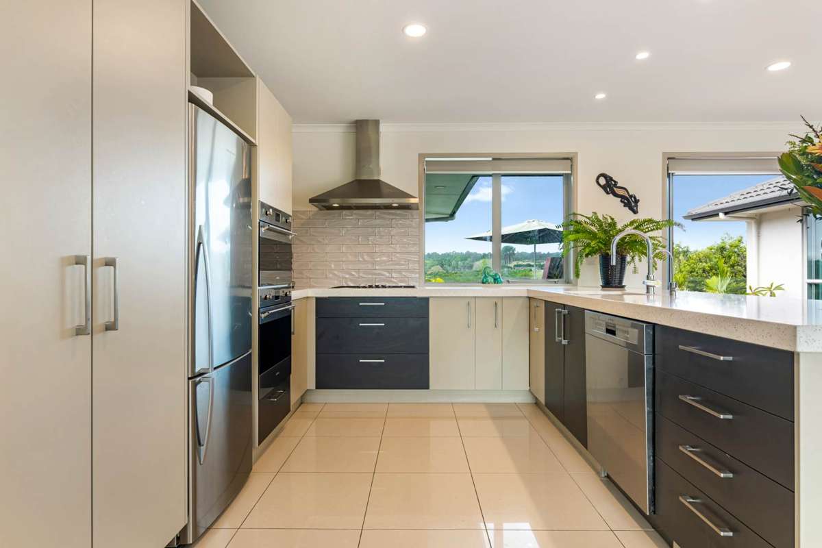 466 Whitehills Road_3