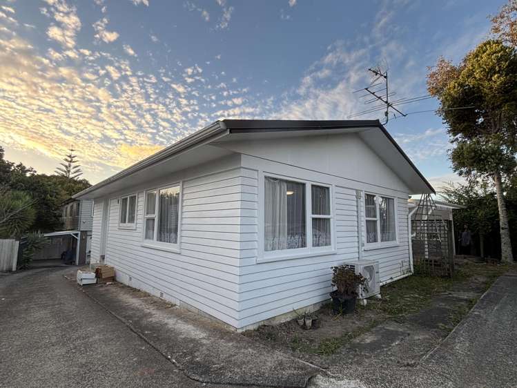 30 Kingdale Rd Henderson_1