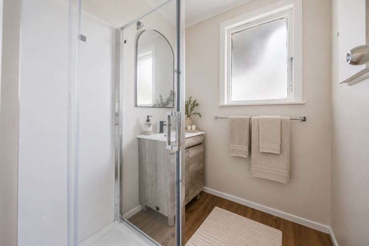 10B Frank Hewitt Street_5