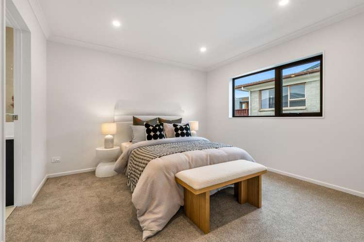 20C Gulf Crest Bucklands Beach_11