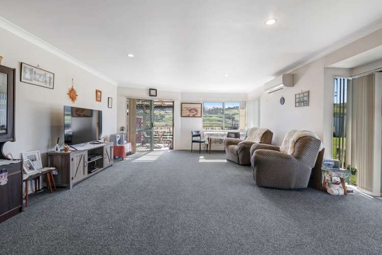 4/12 Miro Street Helensville_9