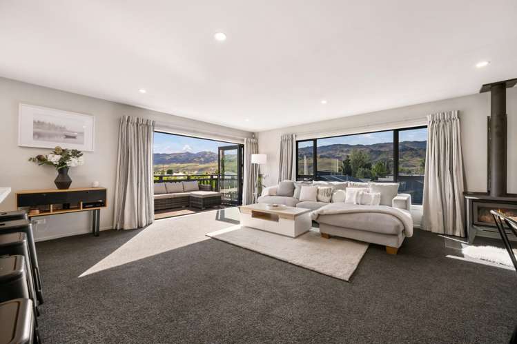 71 Stratford Drive_1