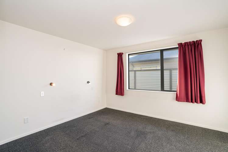 213 North Road Waikiwi_13