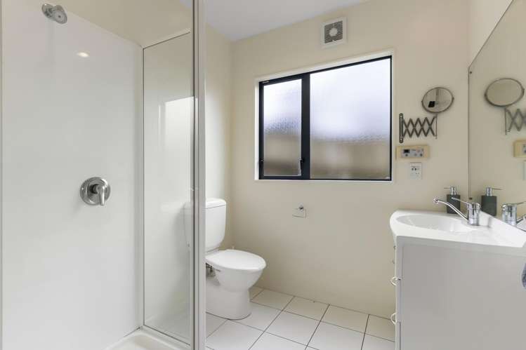 15 Nether Green Crescent Johnsonville_15