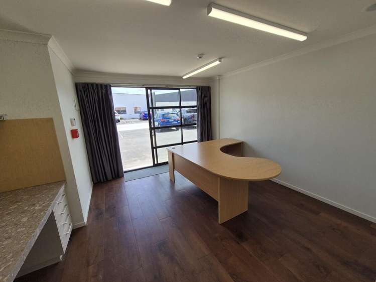 Unit 2, 198 Kapiti Road Paraparaumu_6