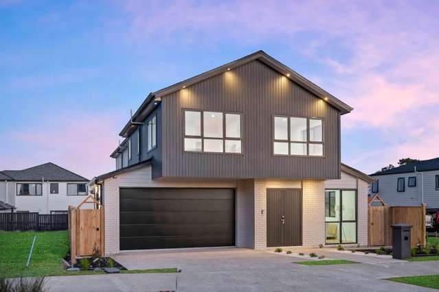 Brand New  Luxury  with Granny Flat & Fireplace