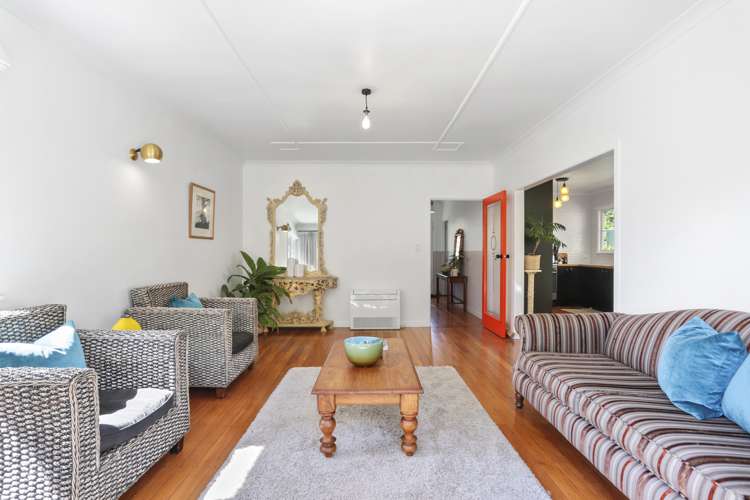 11 Tane Road Laingholm_13