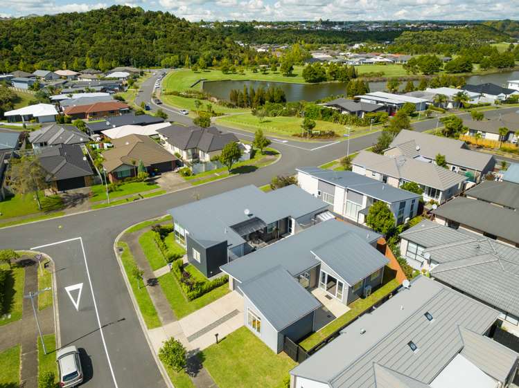 3 Lanyard Street Pyes Pa_19