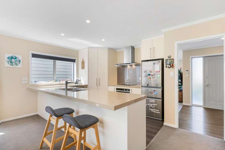 1 Chalfont Road Silverstream_1