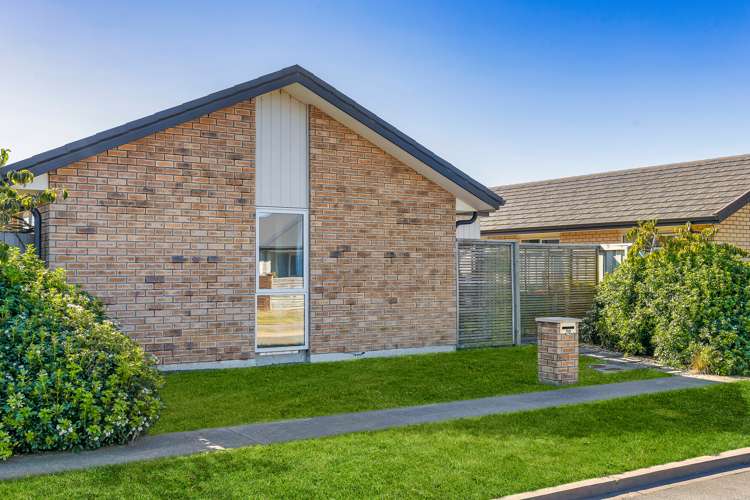 70 Mary Ellen Street Pegasus_1