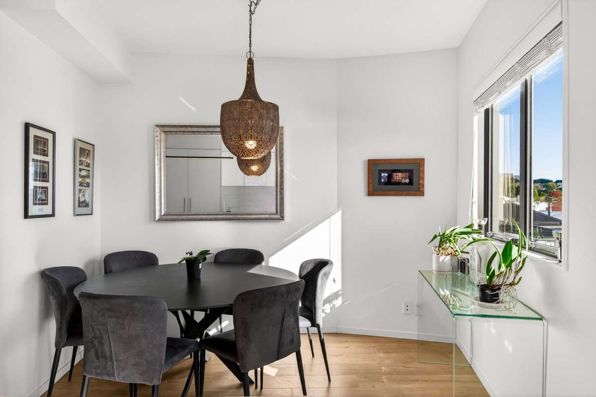 3/12 Balfour Street_2