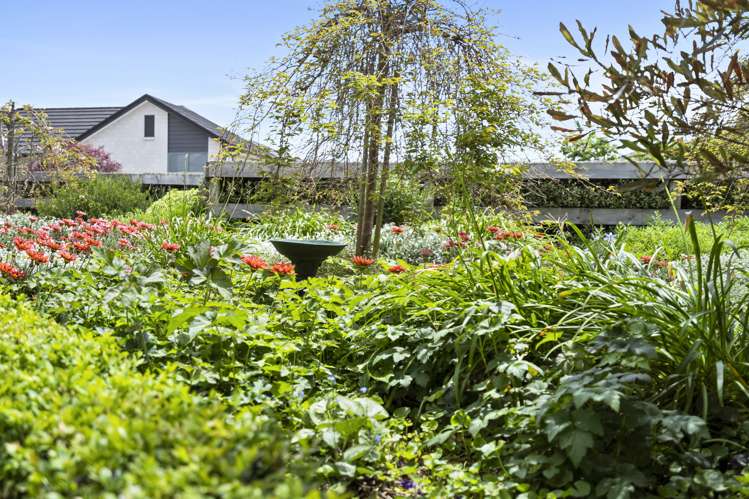 49 Baxter Michael Crescent Cambridge_28