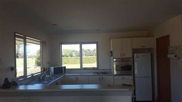 582 Lower Sefton Road Sefton_10