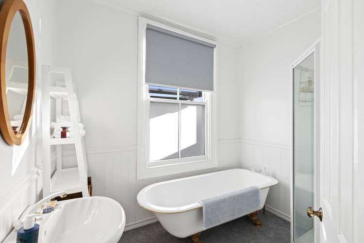 8 Morley Street New Plymouth Central_11