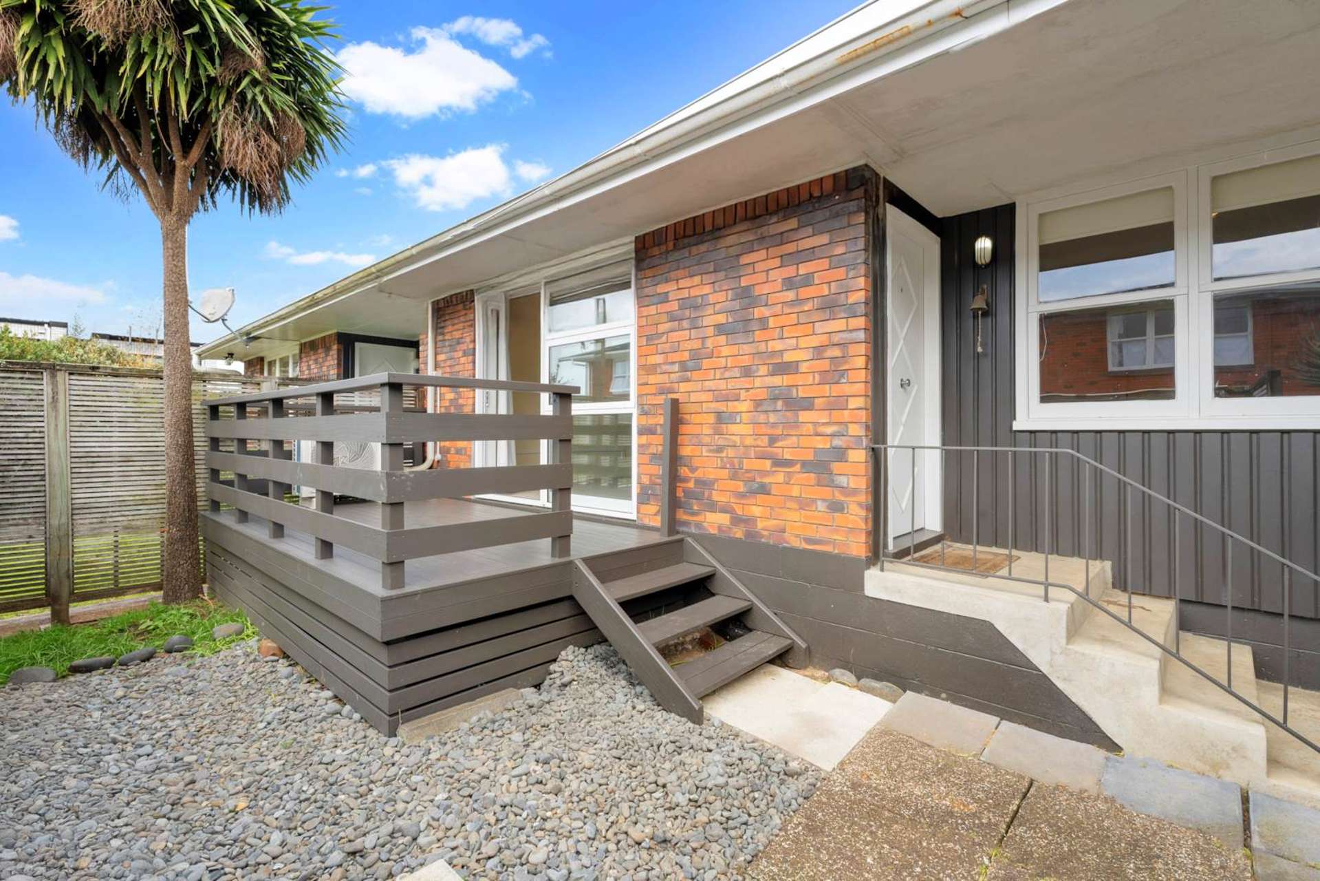 2/34 Thatcher Street Mission Bay_0