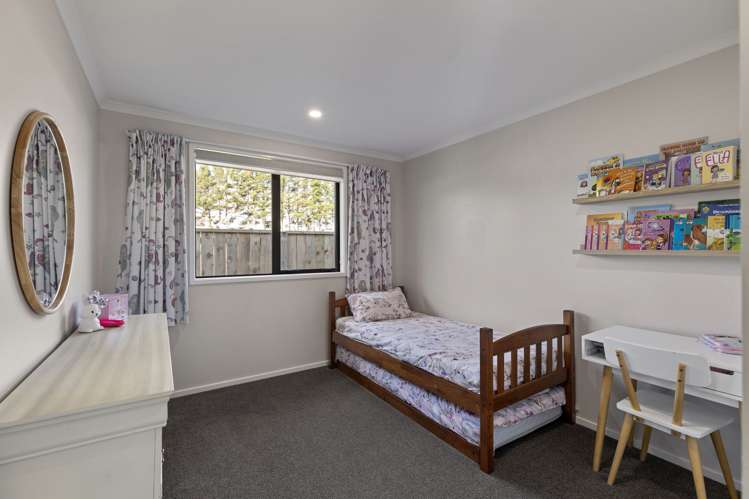 11 Rayner Lane Marton_17