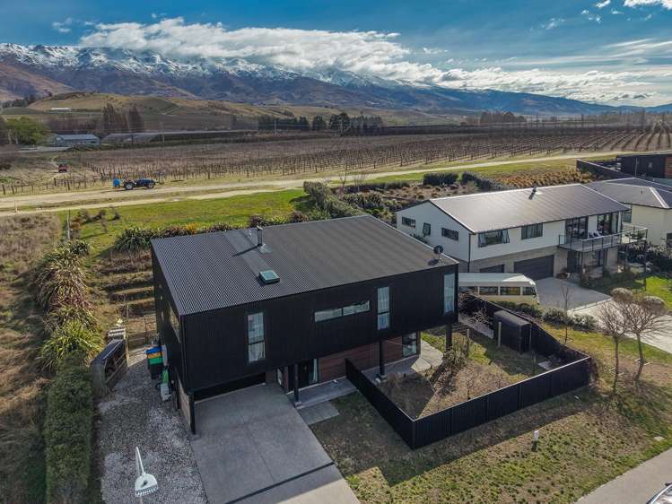 33 Stratford Drive, Mount Pisa Cromwell_2