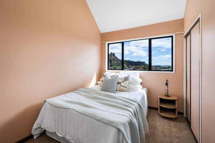 3 Ball Lane Redcliffs_18