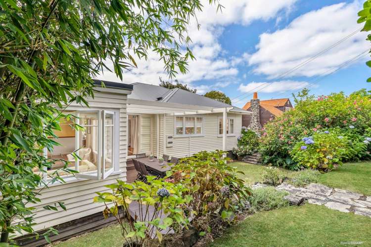 216 Saint Andrews Road Epsom_5