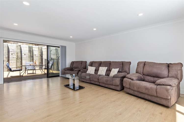 27a Pinebrook Lane Maraetai_12