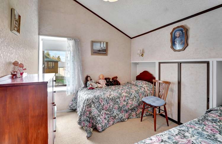 31 Marlowe Drive Leamington_12