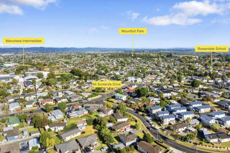 64 Sunlands Drive Manurewa_37