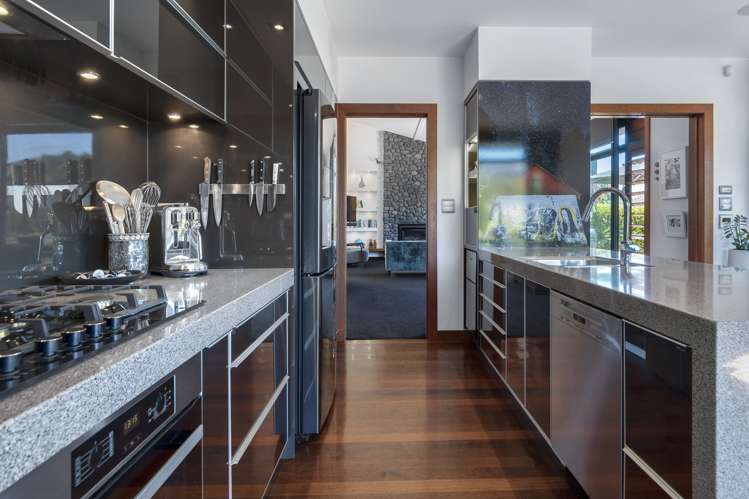 2 Caldera Close Pyes Pa_10