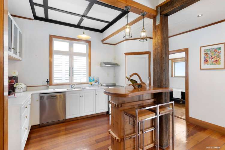 4 Hayr Road Three Kings_5