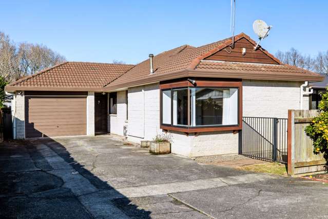 EASY LIVING IN A PRIME LOCATION