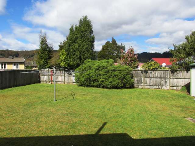 27 Plaskett Street Reefton_1