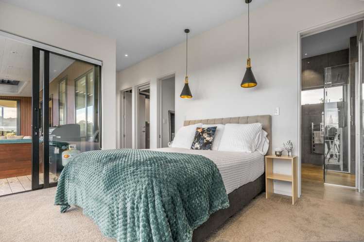 6 Park Road Surfdale_19