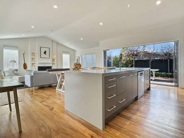 26 Montgomery Crescent Kinloch_12