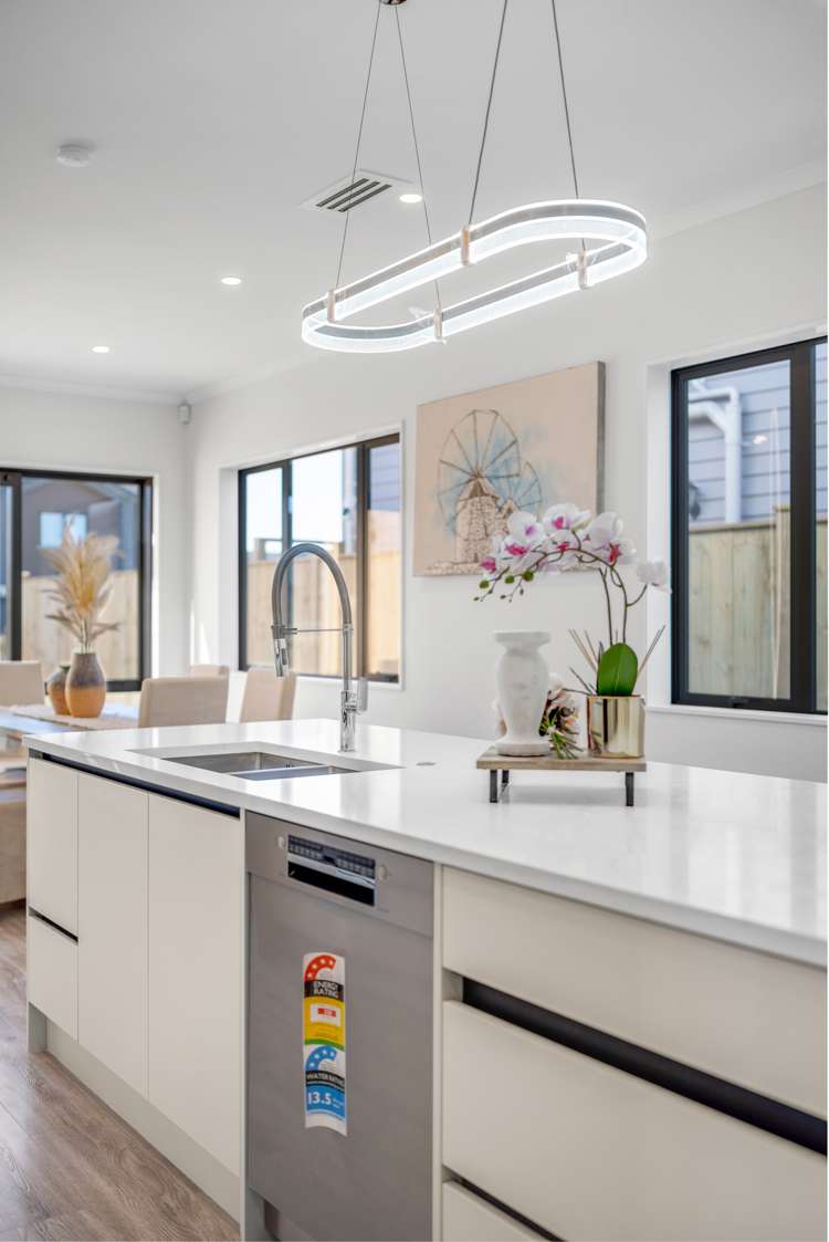 12 Rathfarnham Road Flat Bush_11