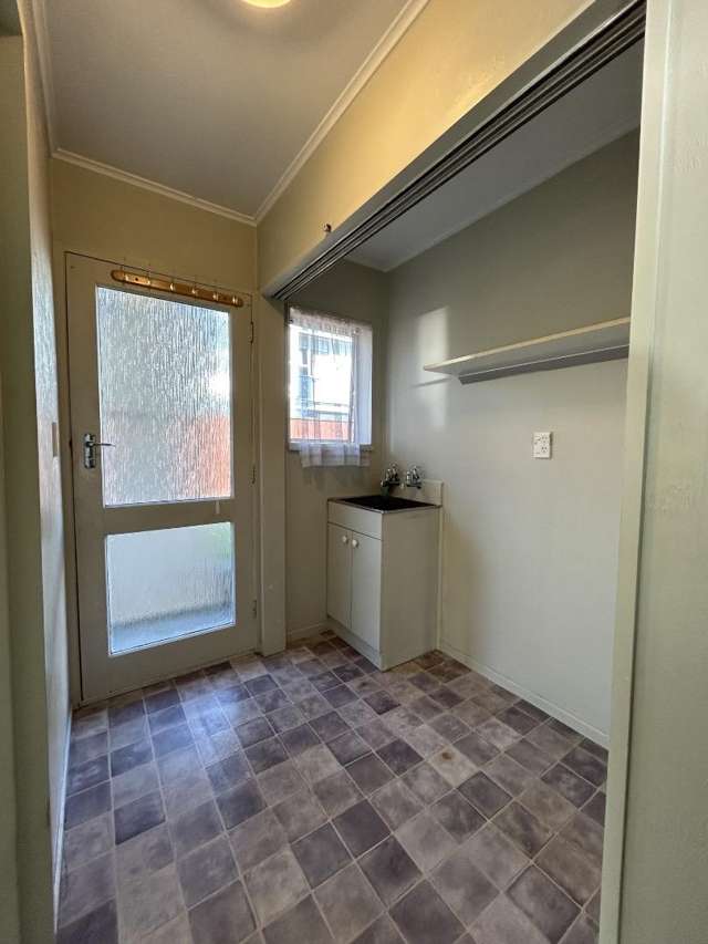 2/225 Annesbrook Drive 1951_4