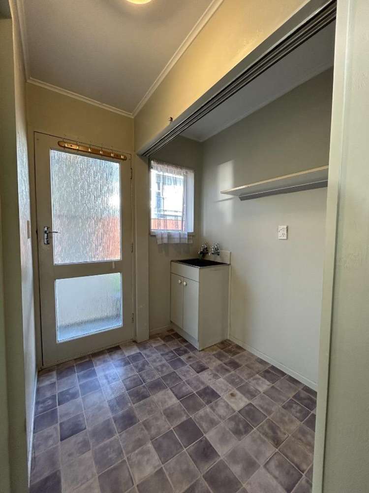 2/225 Annesbrook Drive 1951_4