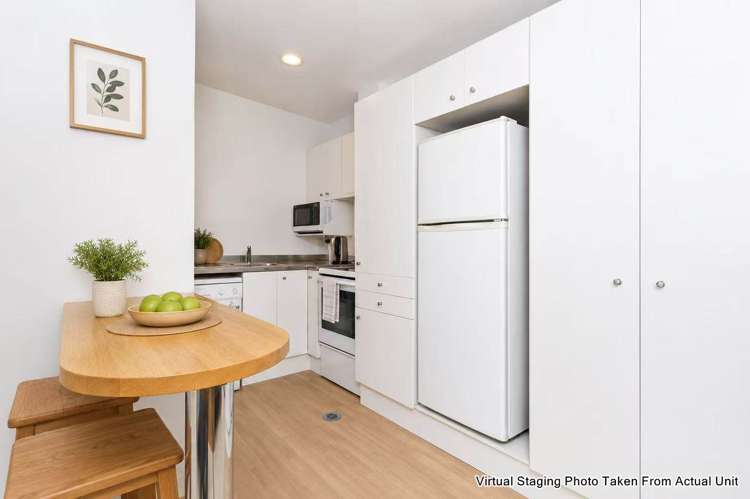 37/8 Clayton Street_5