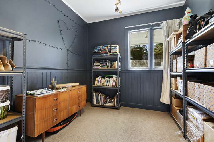 121 Mornington Road Brooklyn_10